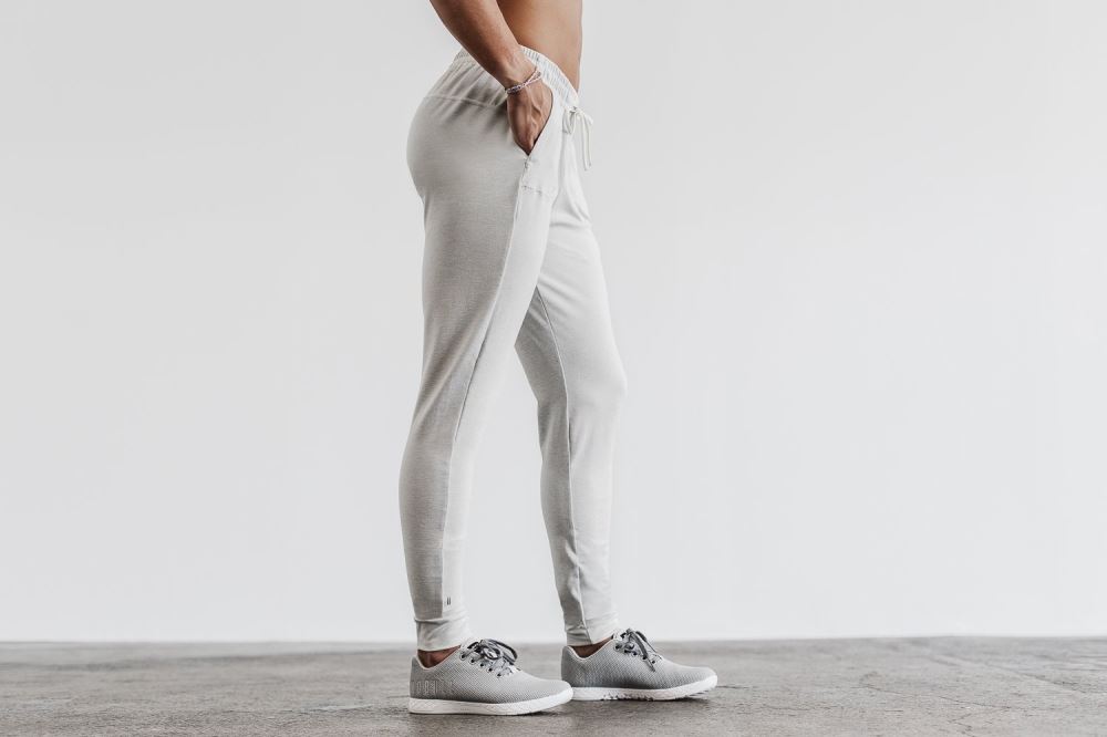 WOMEN'S JOGGER - DOVE