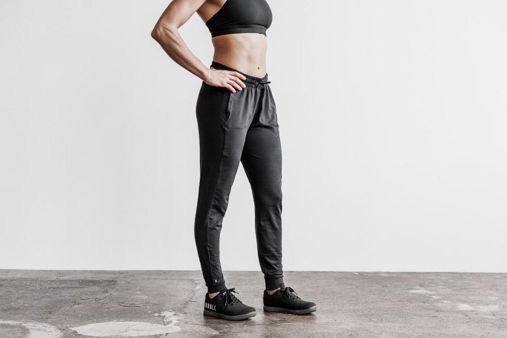 WOMEN'S JOGGER - BLACK