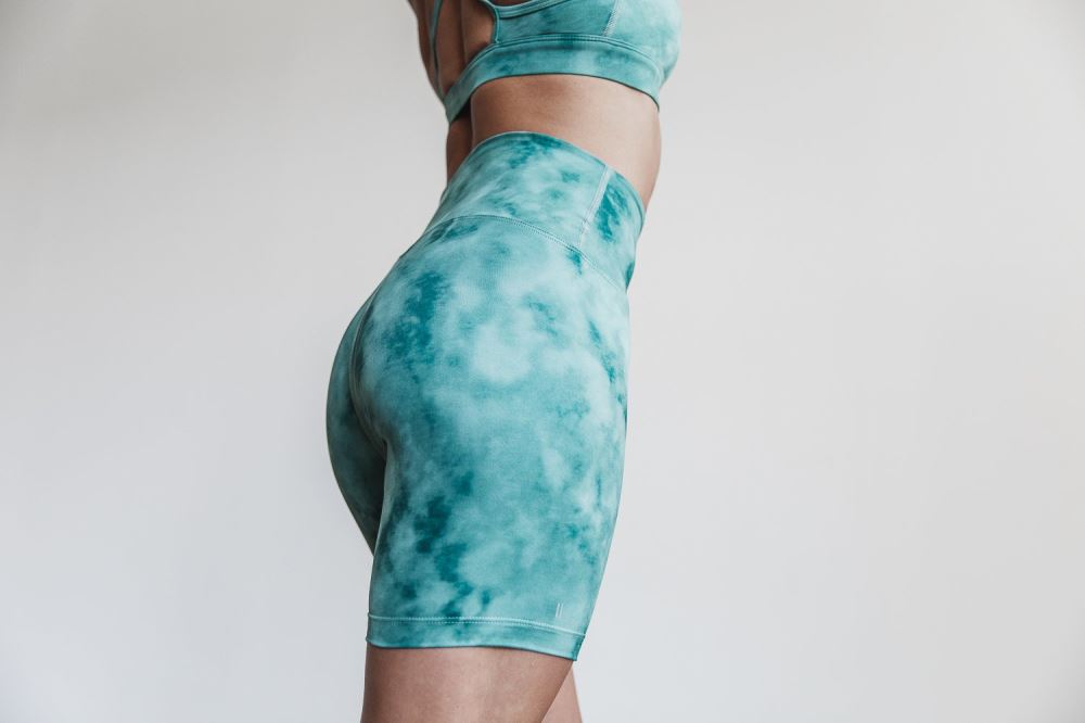 HIGH-RISE SHORT 6\" (TIE-DYE) - OIL BLUE & PINE TIE-DYE